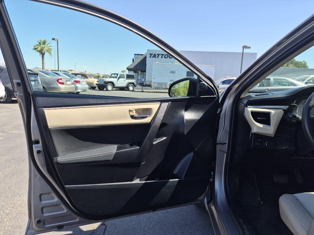 Toyota Corolla  2016