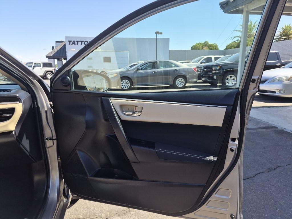 Toyota Corolla  2016