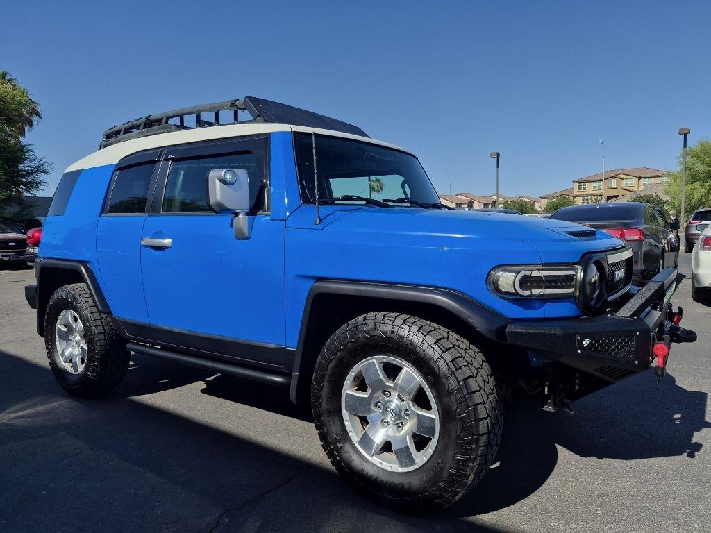 Toyota FJ Cruiser  2007