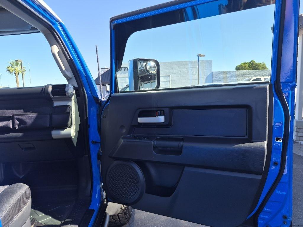 Toyota FJ Cruiser  2007