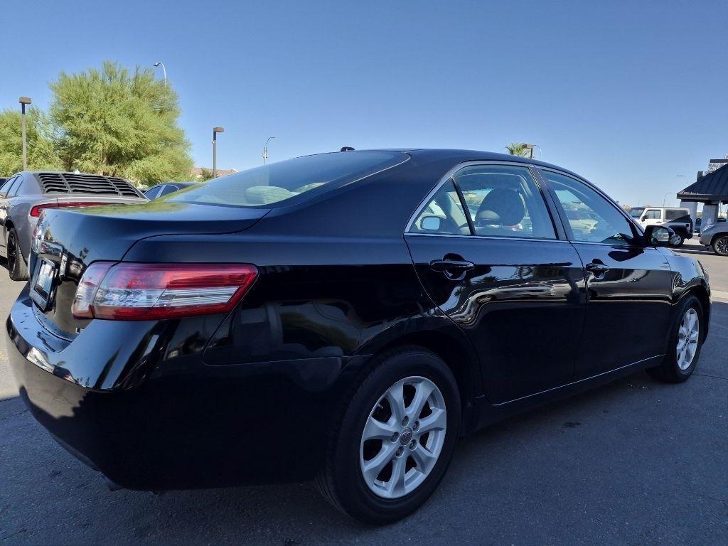 Toyota Camry  2011