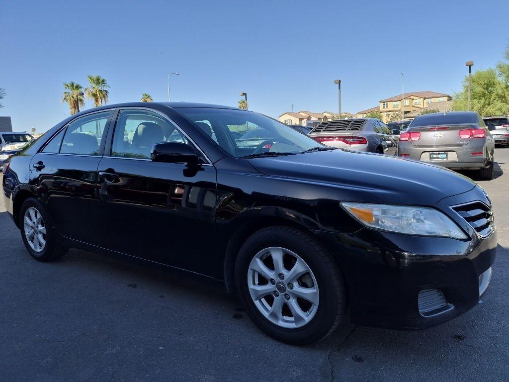 Toyota Camry  2011