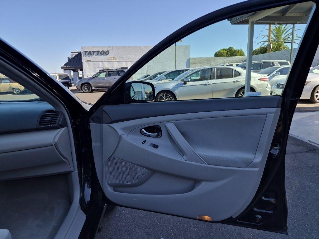 Toyota Camry  2011