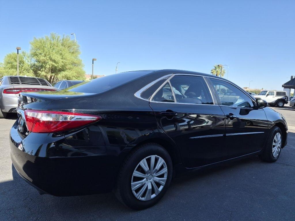 Toyota Camry  2017