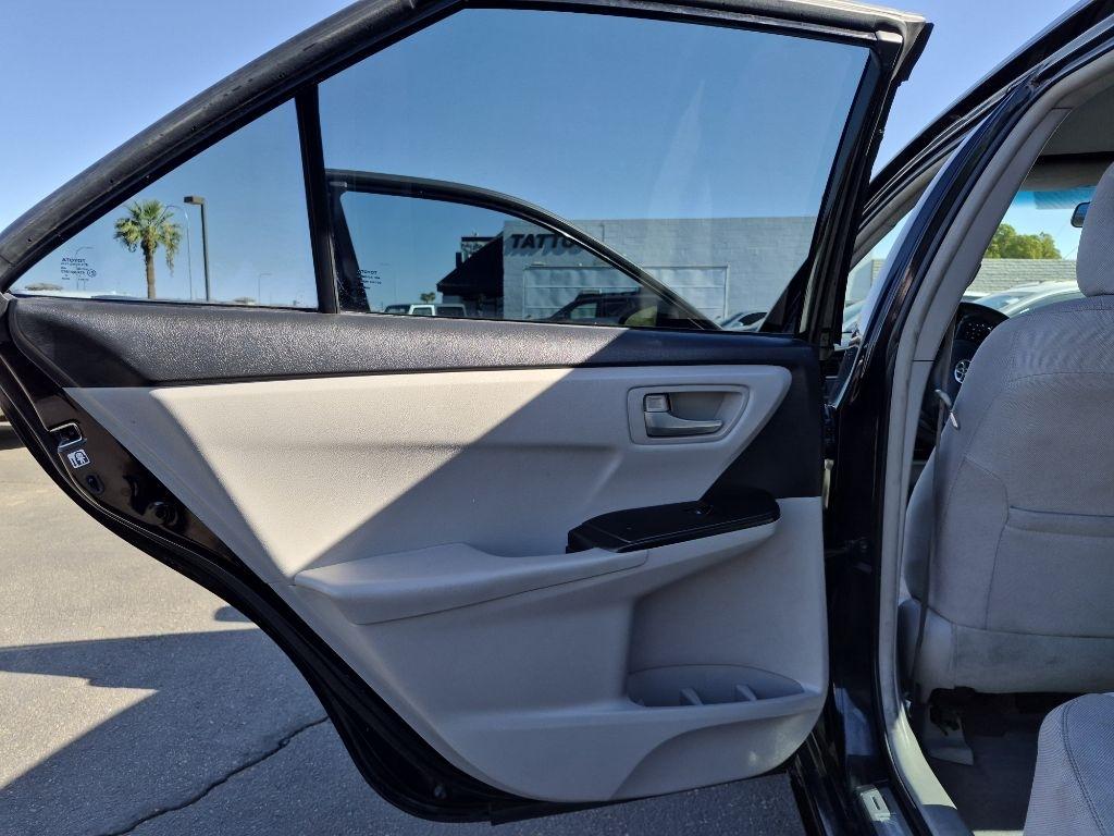 Toyota Camry  2017