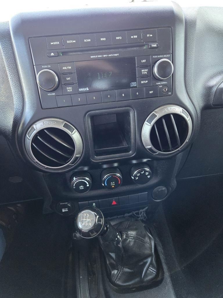 Jeep Wrangler  2012