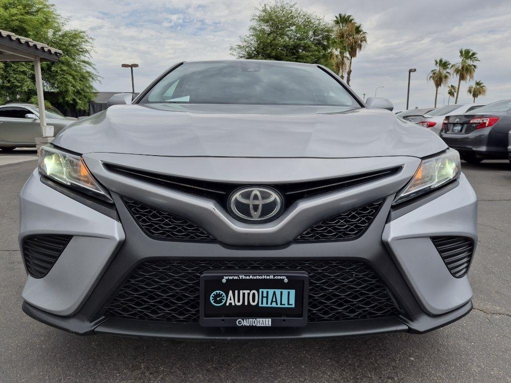 Toyota Camry  2018