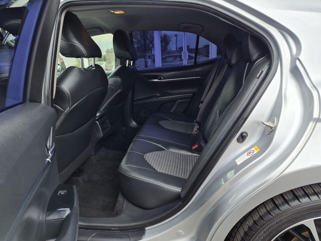 Toyota Camry  2018