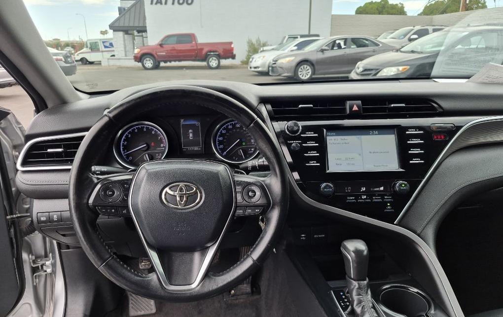 Toyota Camry  2018