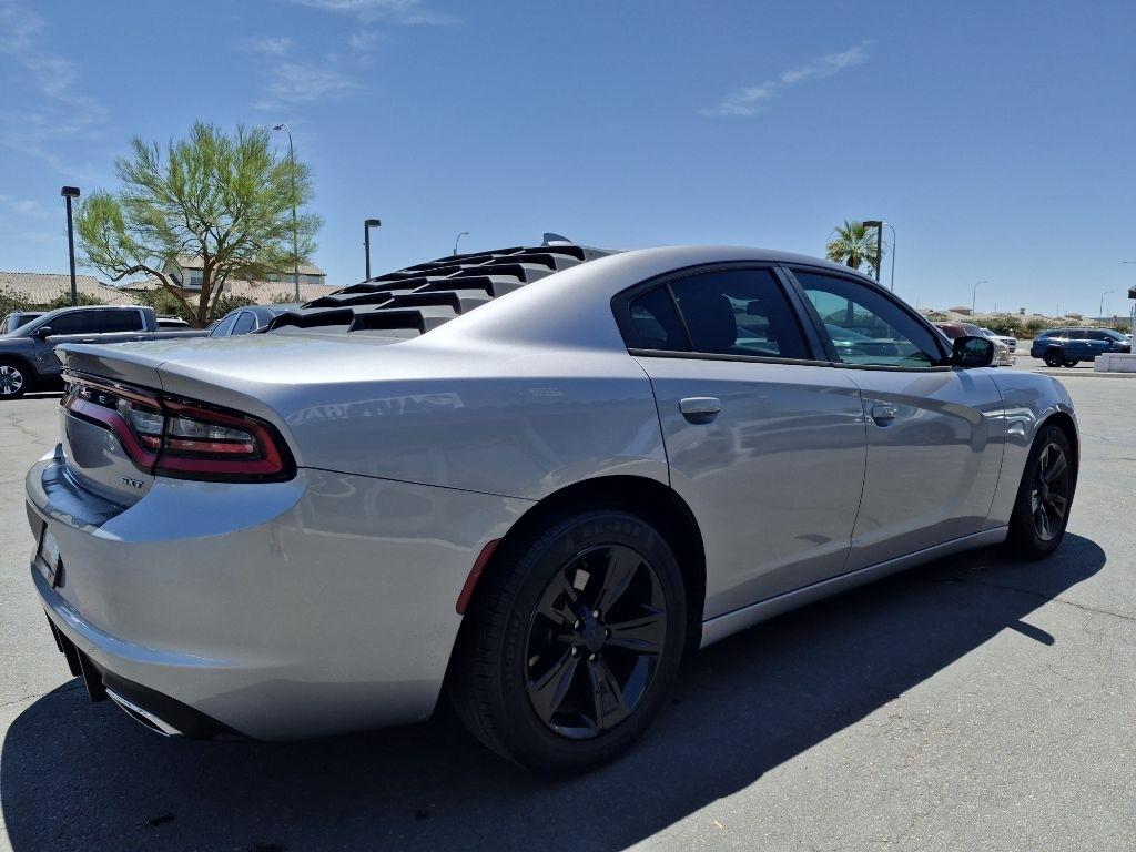 Dodge Charger  2017
