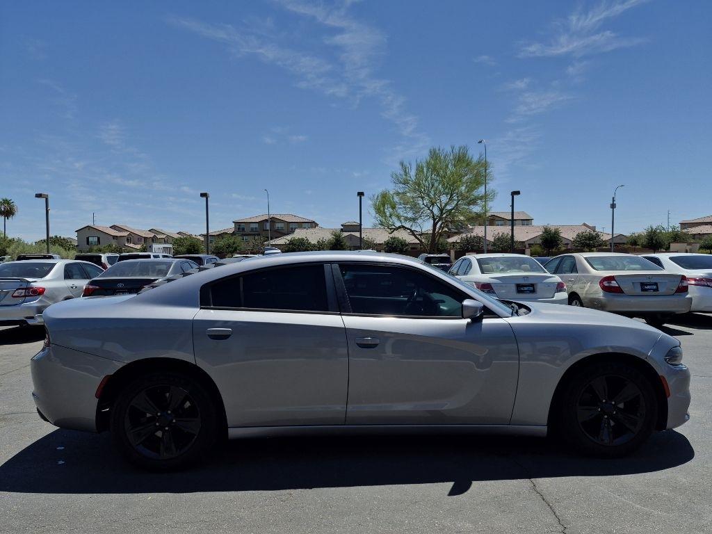 Dodge Charger  2017