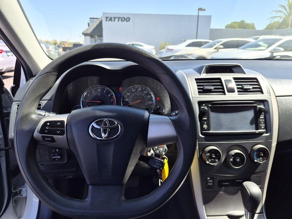 Toyota Corolla  2013