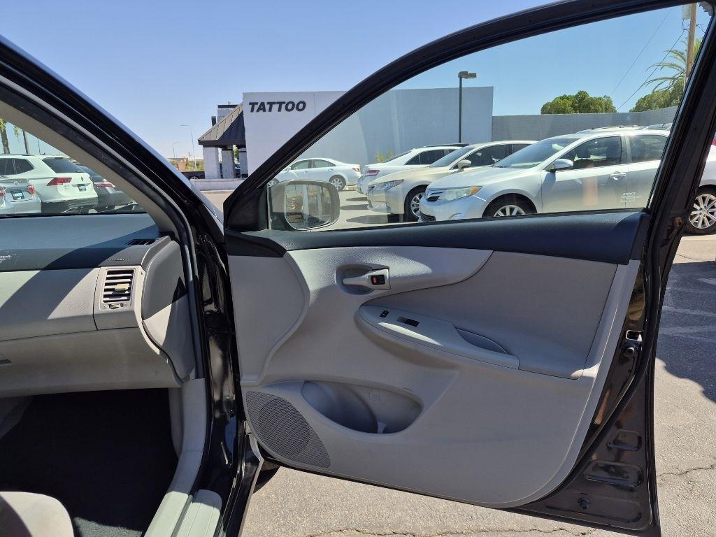 Toyota Corolla  2013