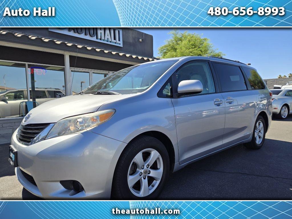 Toyota Sienna  2011