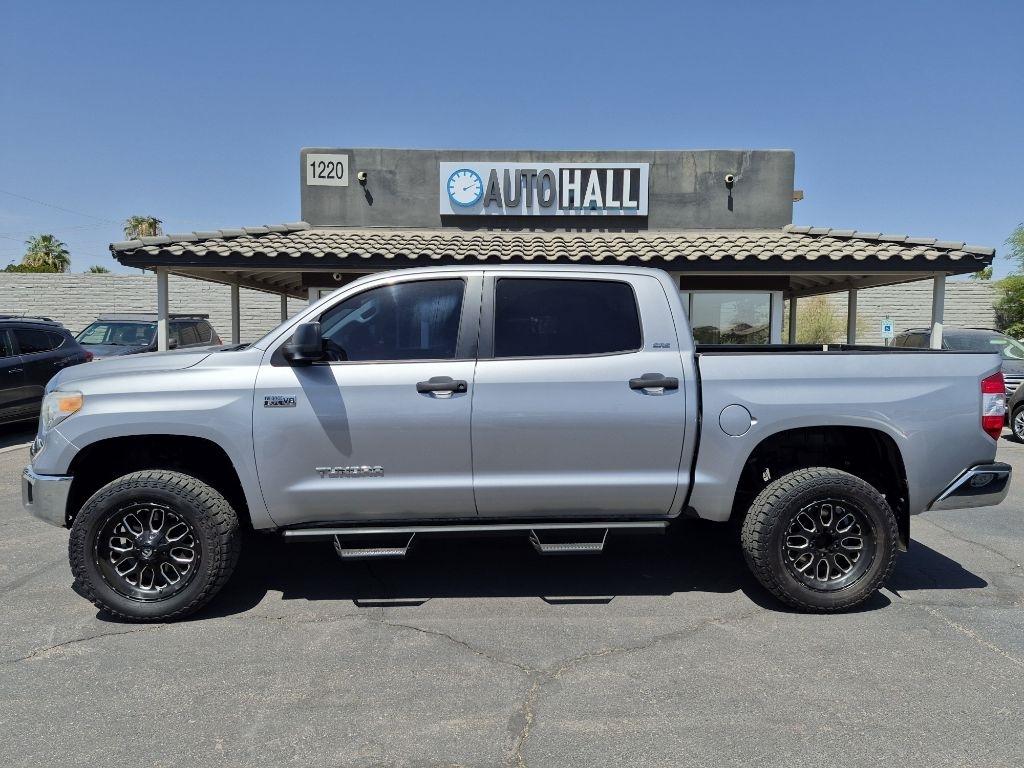 Toyota Tundra  2016