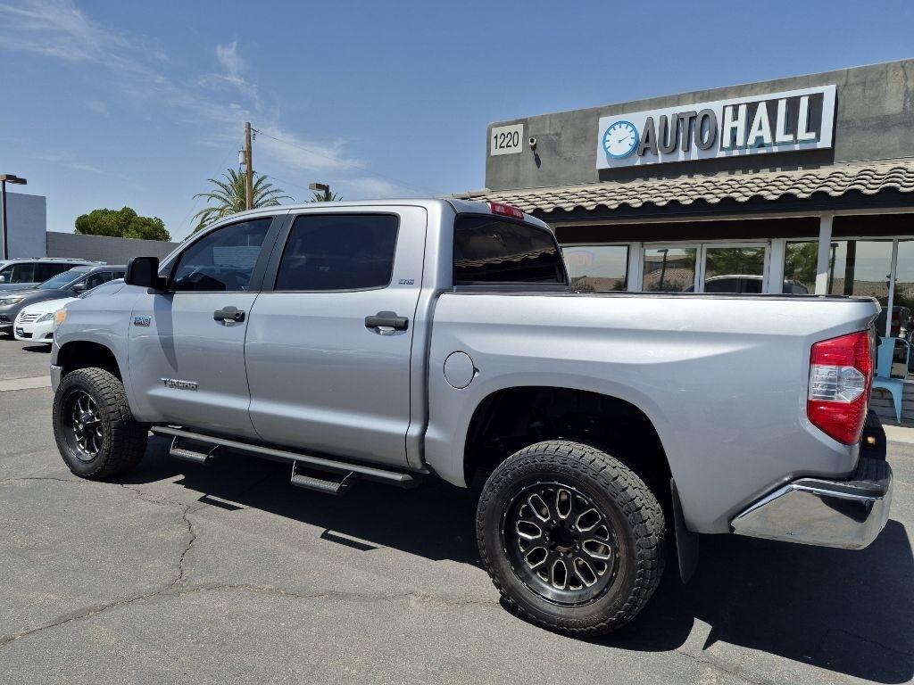 Toyota Tundra  2016