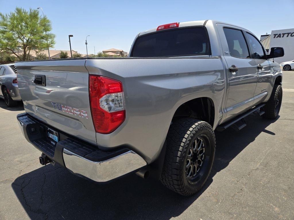 Toyota Tundra  2016