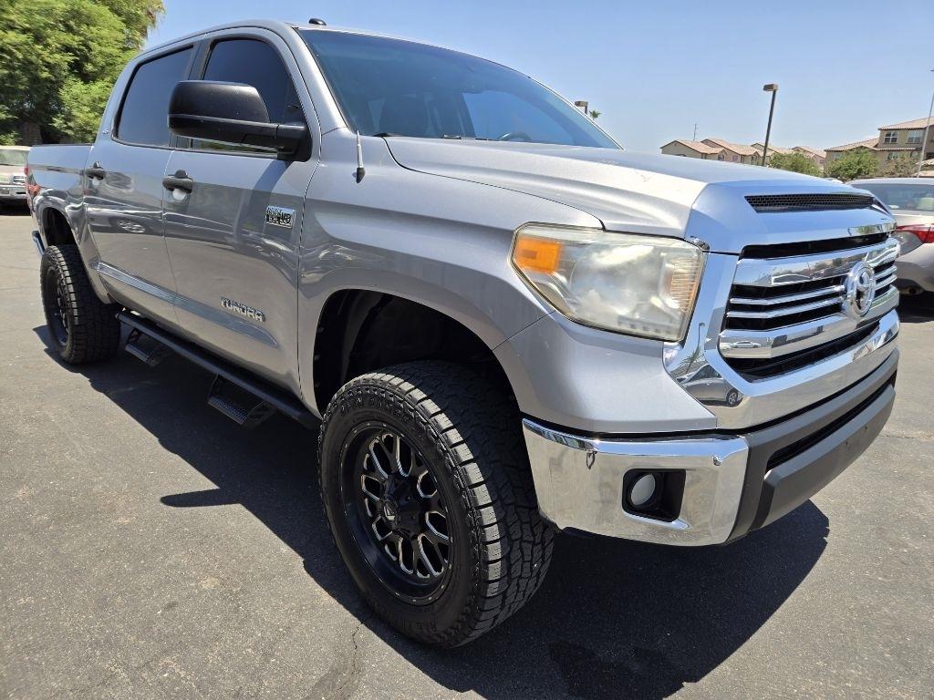 Toyota Tundra  2016