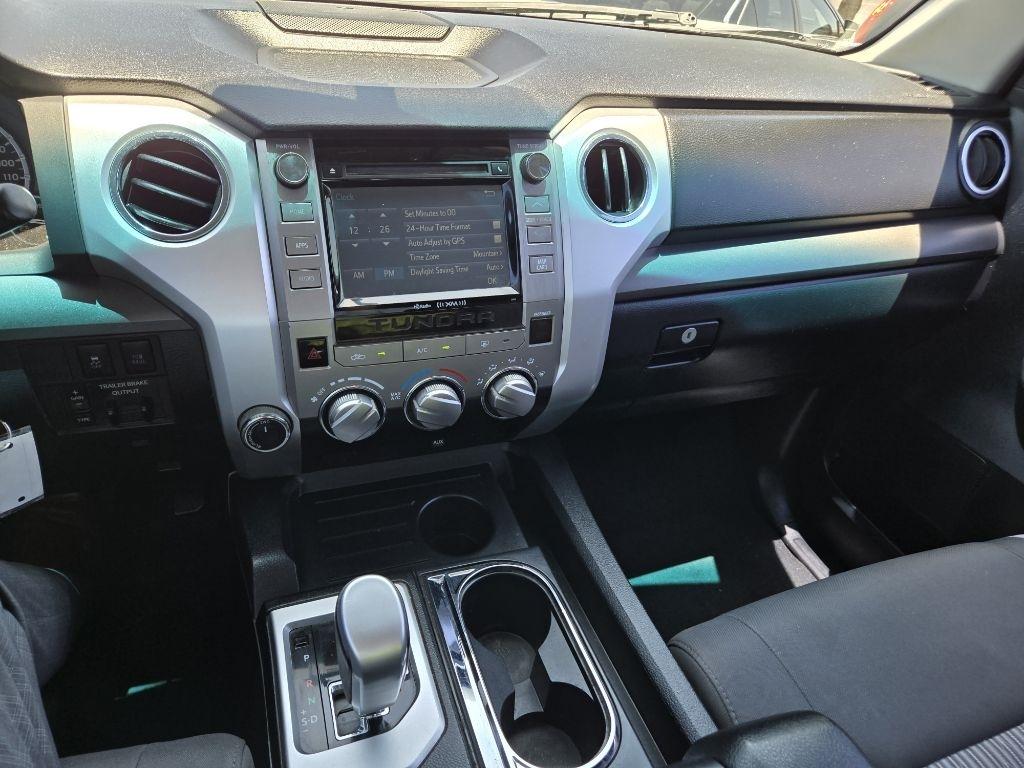 Toyota Tundra  2016