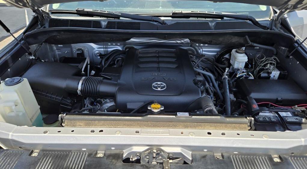 Toyota Tundra  2016