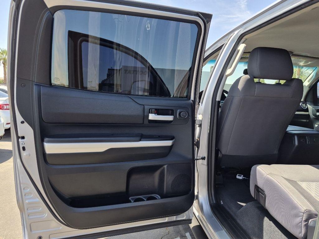 Toyota Tundra  2016