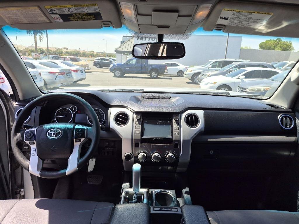 Toyota Tundra  2016