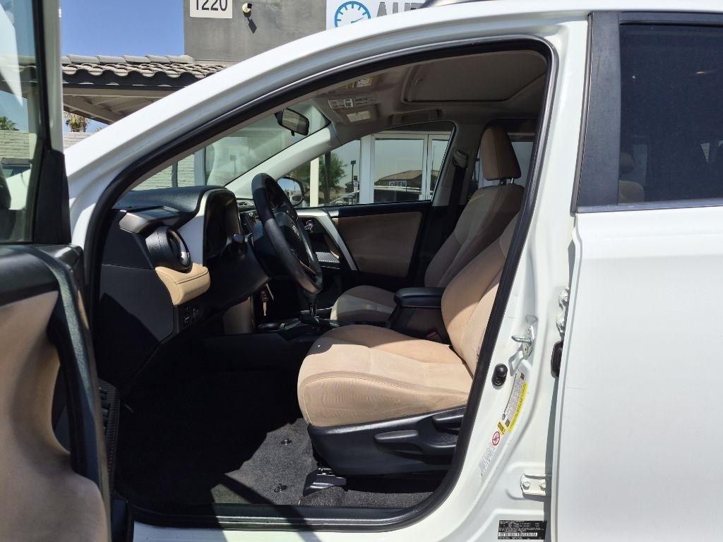 Toyota RAV4  2014