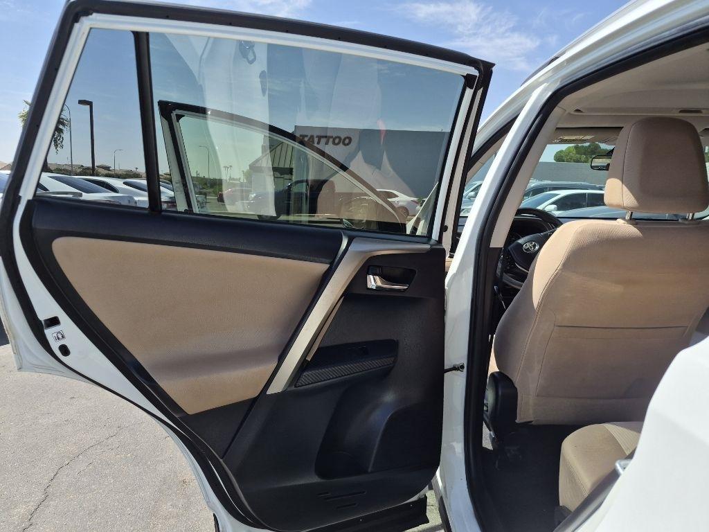 Toyota RAV4  2014