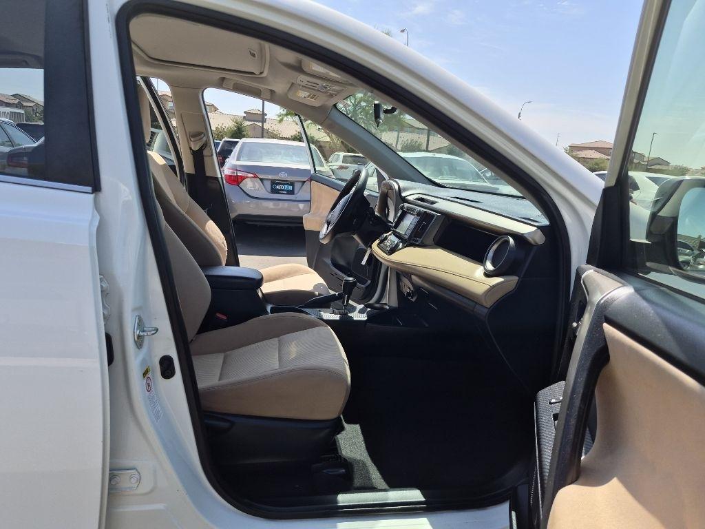 Toyota RAV4  2014