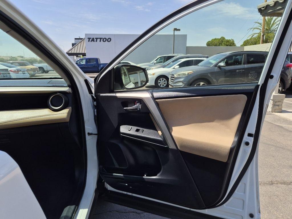 Toyota RAV4  2014