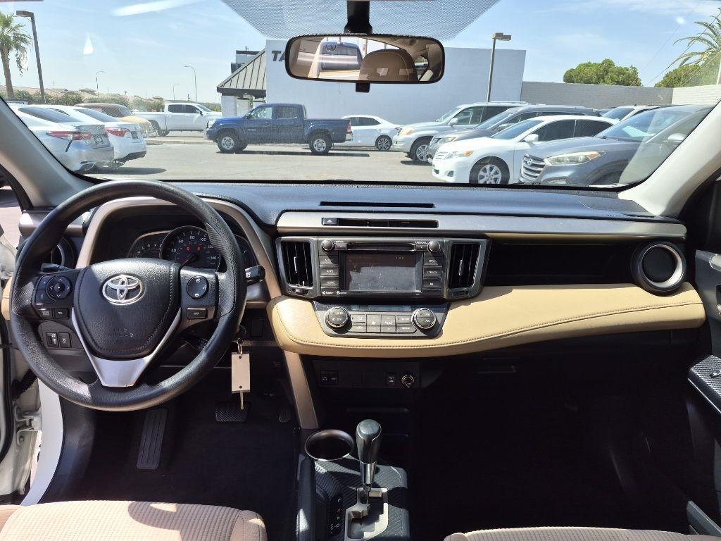 Toyota RAV4  2014
