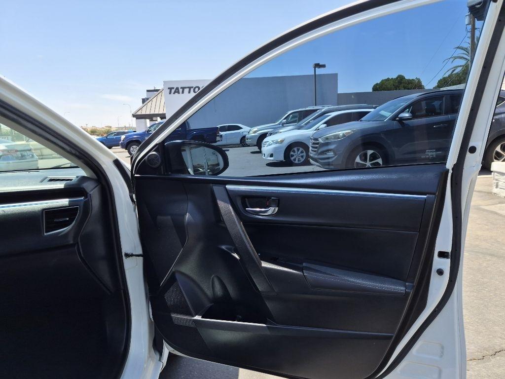 Toyota Corolla  2016