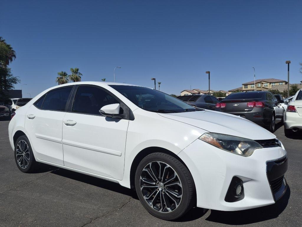 Toyota Corolla  2015