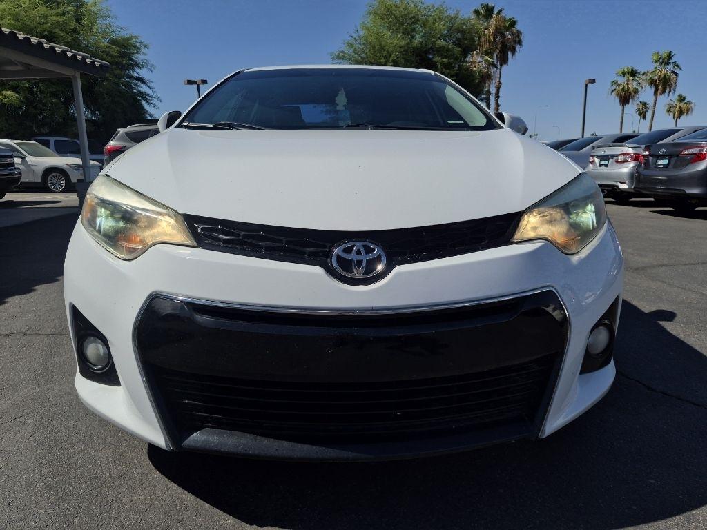 Toyota Corolla  2015