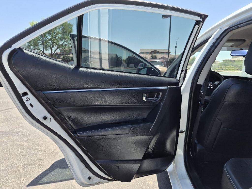 Toyota Corolla  2015