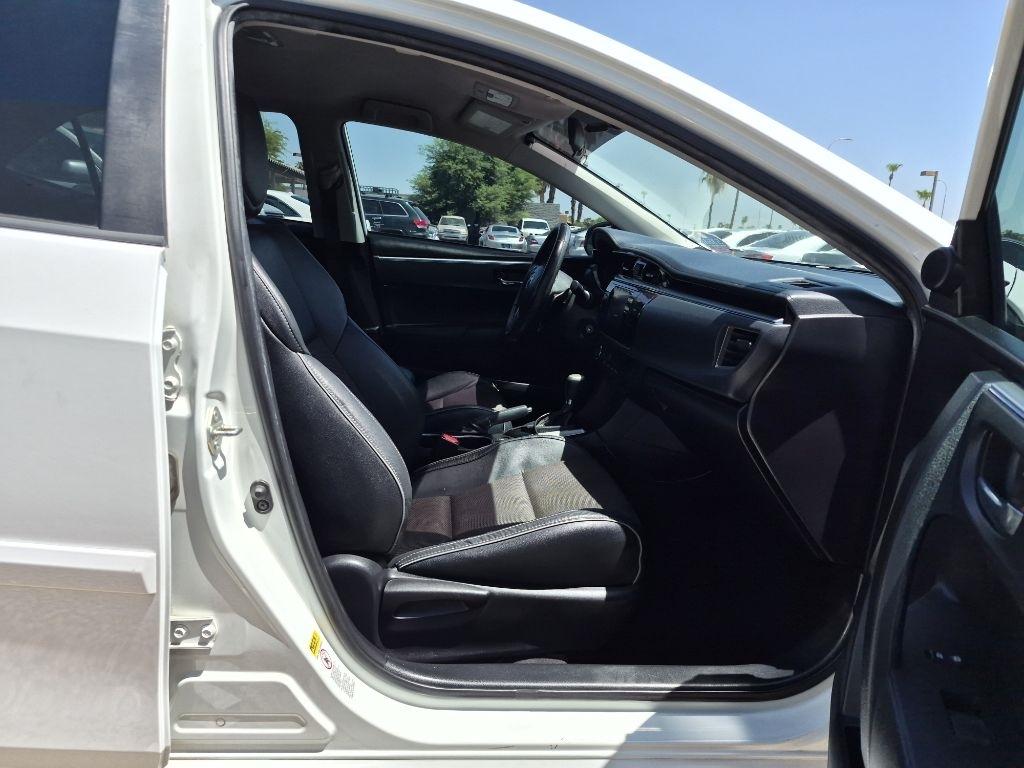 Toyota Corolla  2015