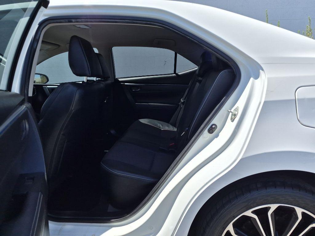 Toyota Corolla  2015