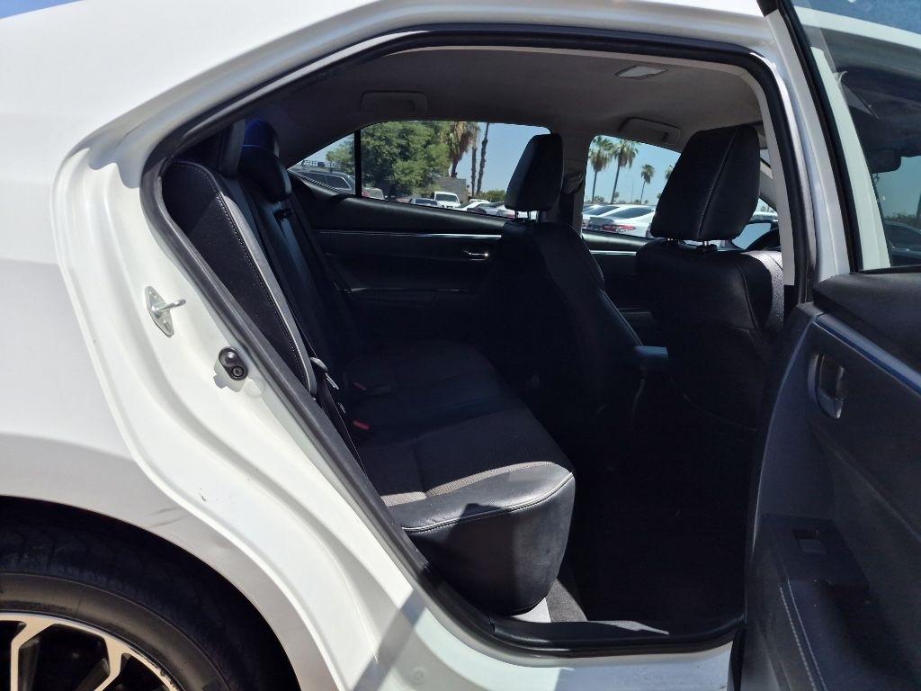 Toyota Corolla  2015