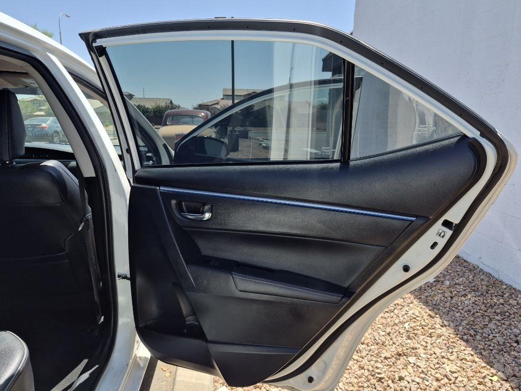 Toyota Corolla  2015