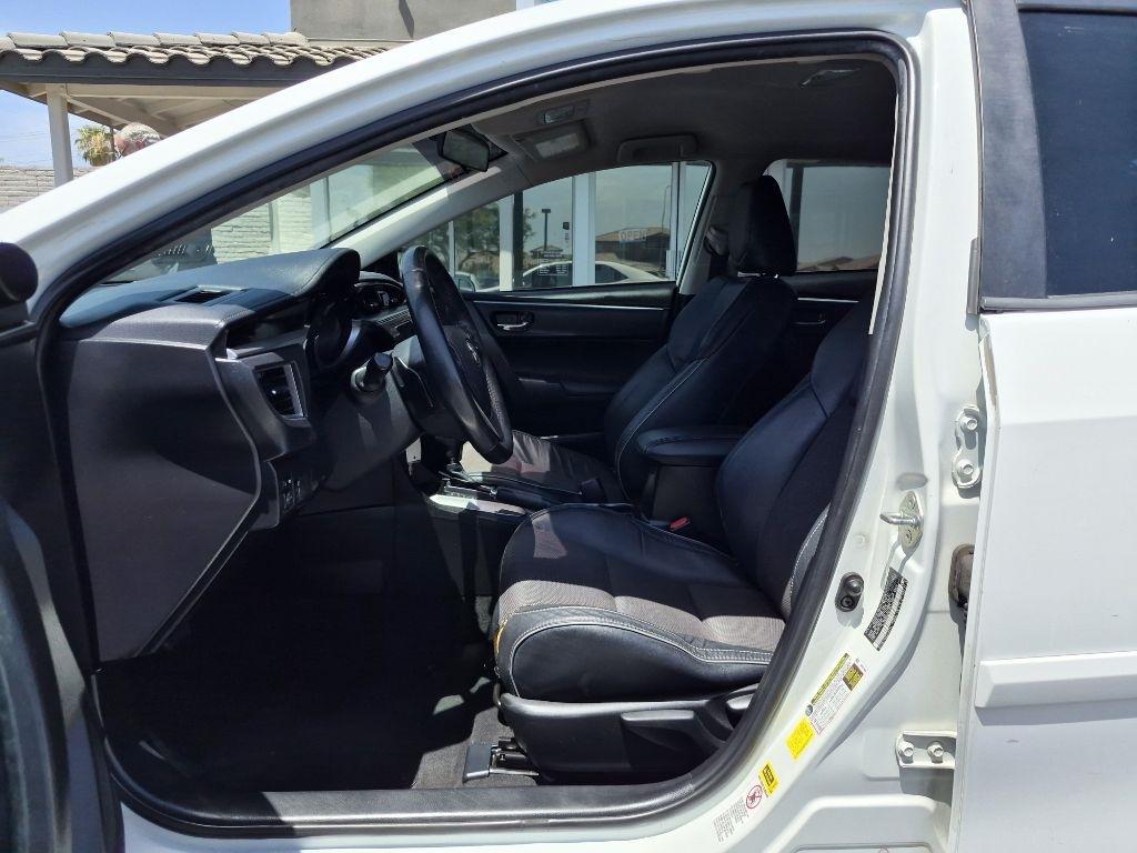 Toyota Corolla  2015