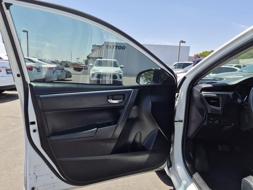Toyota Corolla  2015