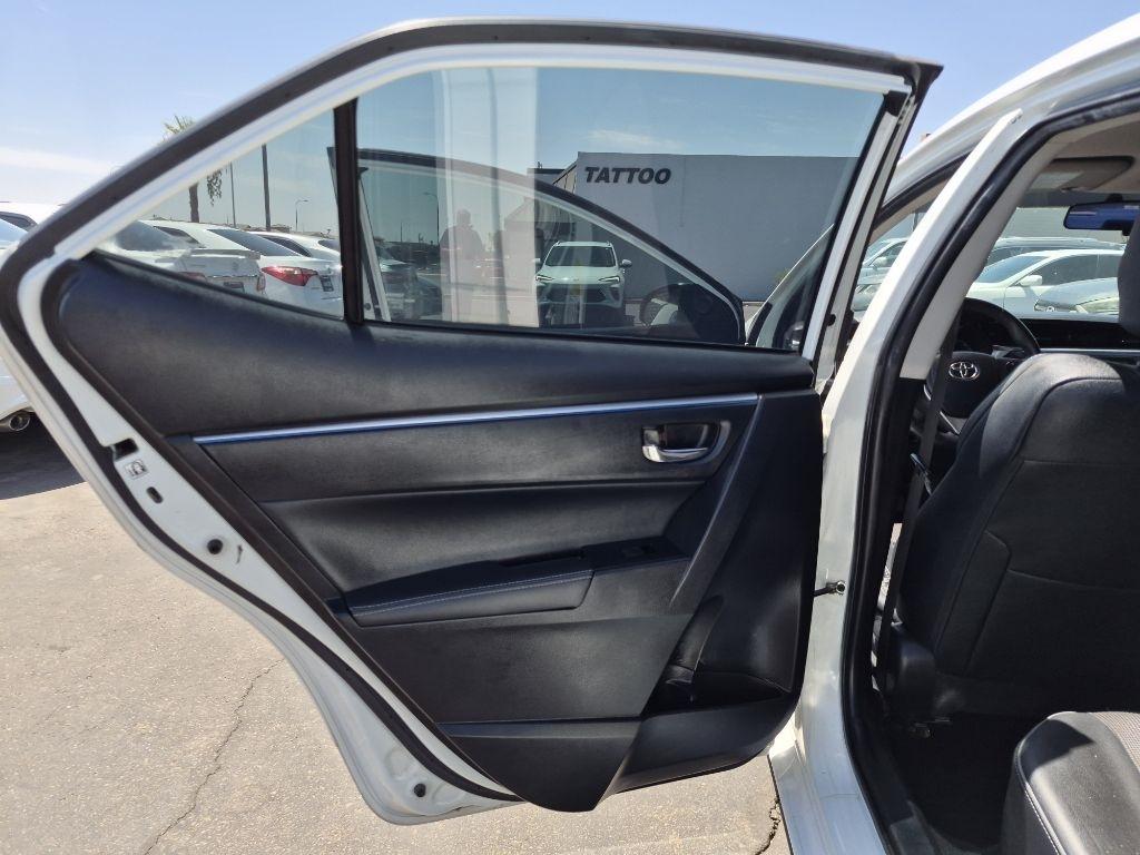 Toyota Corolla  2015