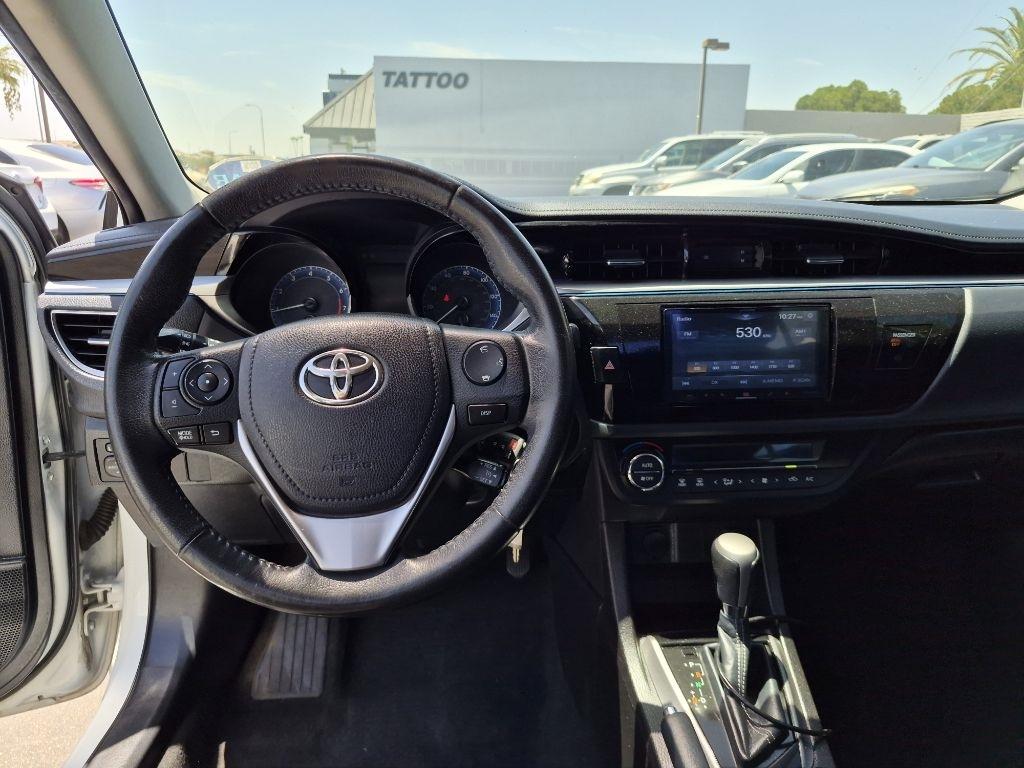 Toyota Corolla  2015