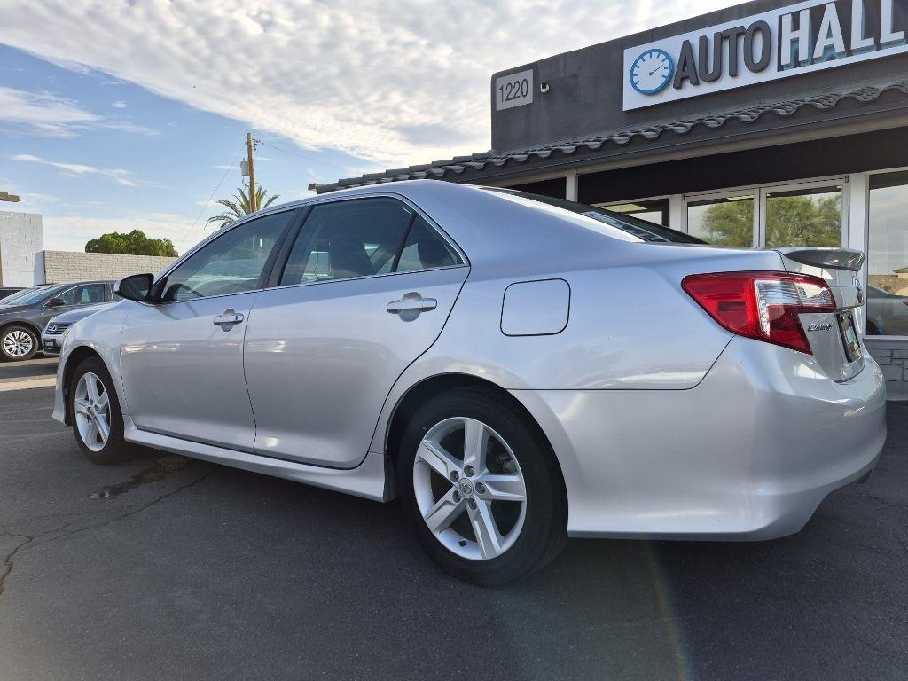 Toyota Camry  2012