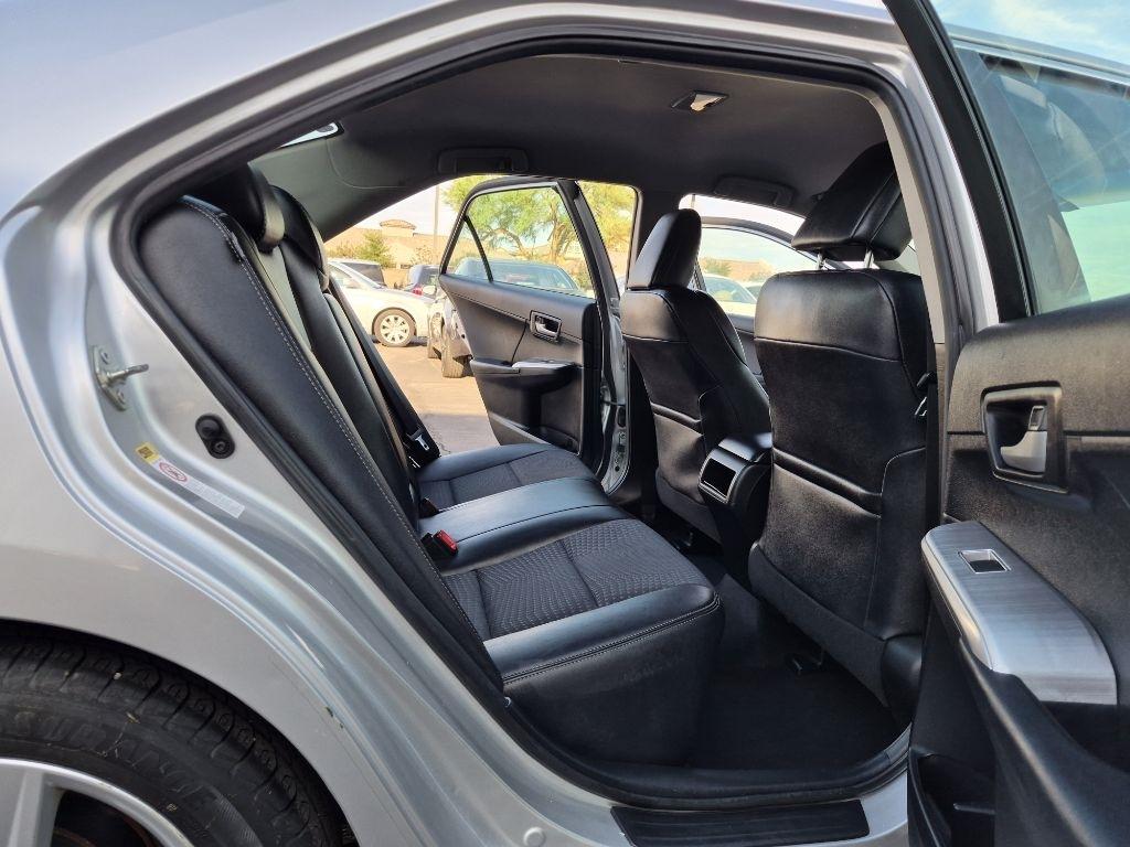 Toyota Camry  2012