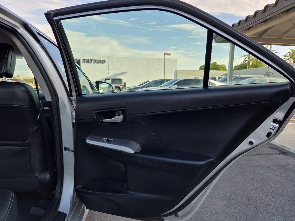 Toyota Camry  2012