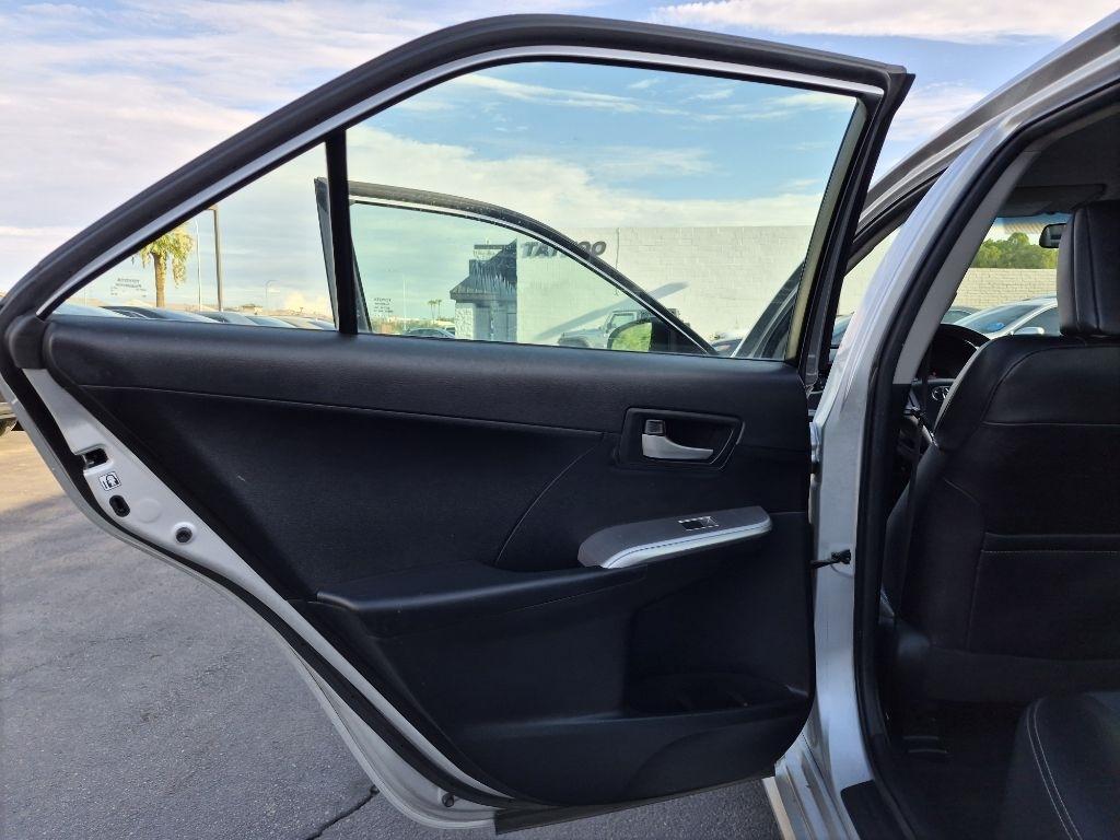 Toyota Camry  2012