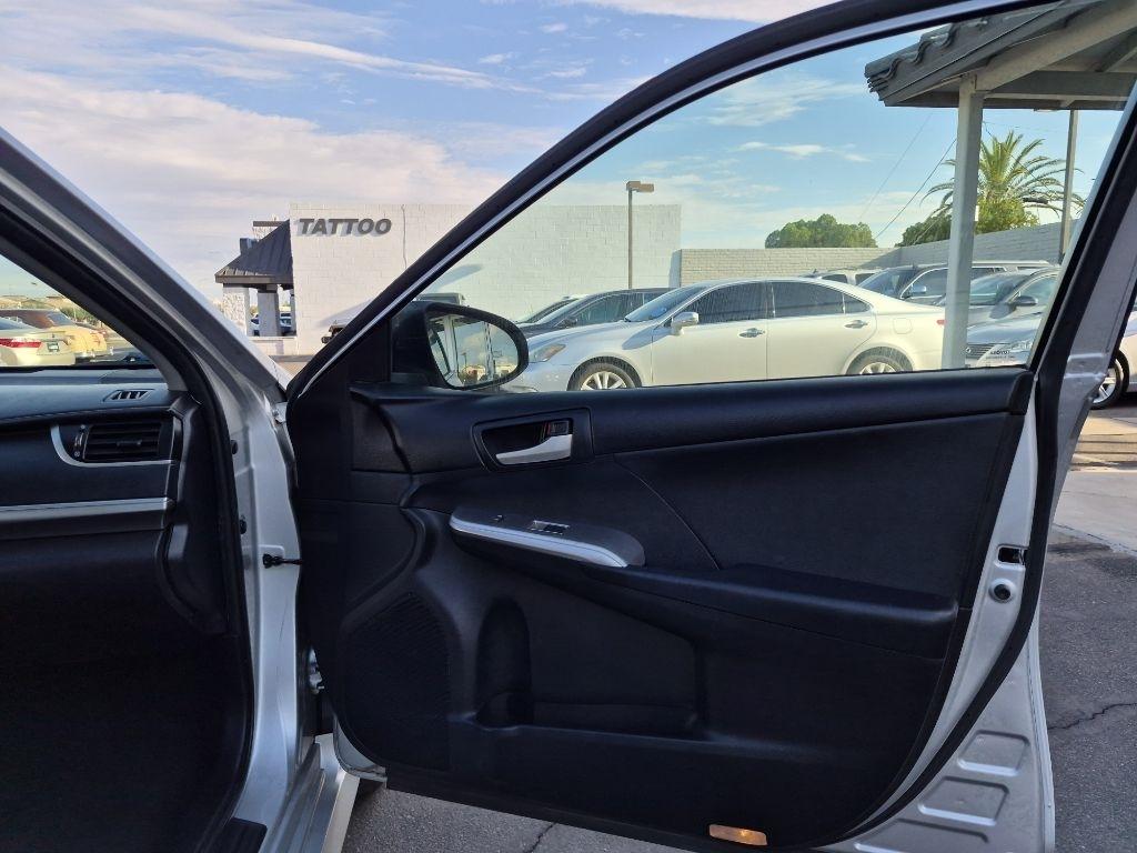 Toyota Camry  2012
