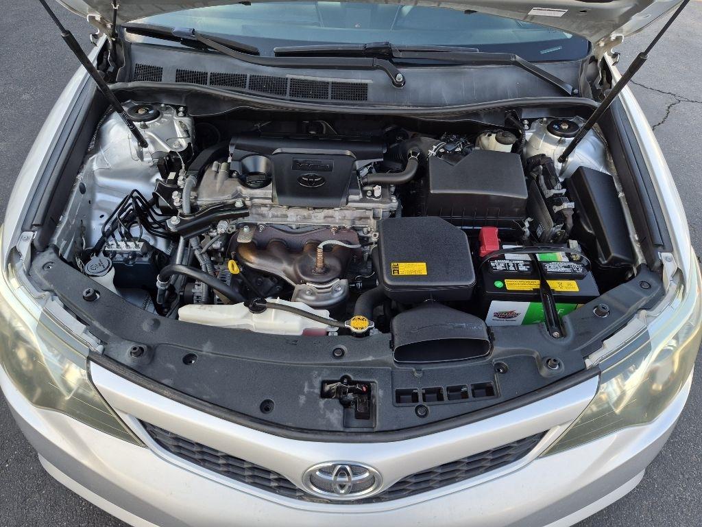 Toyota Camry  2012