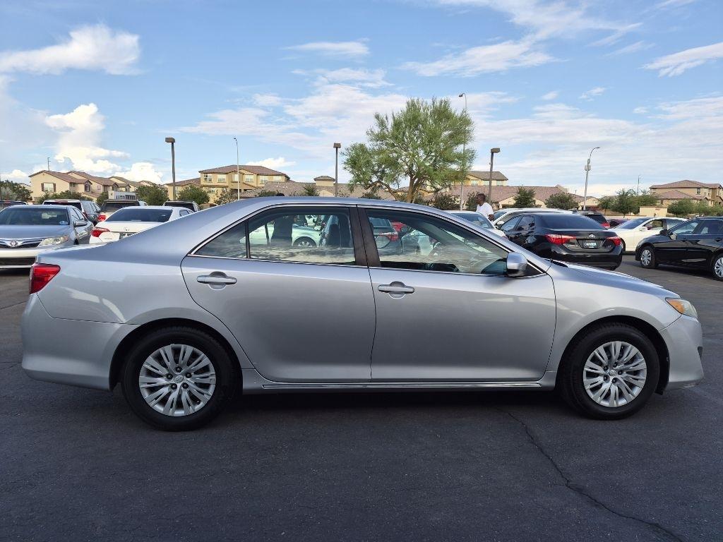 Toyota Camry  2012